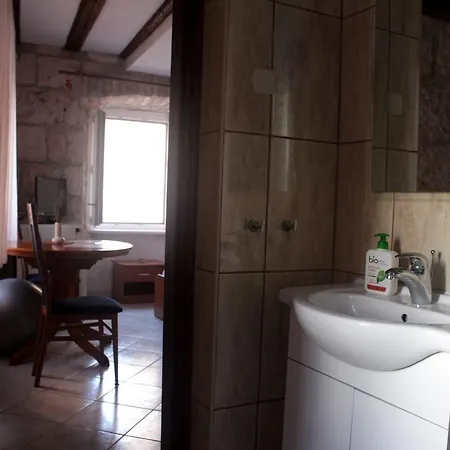 Biline Center * Korčula